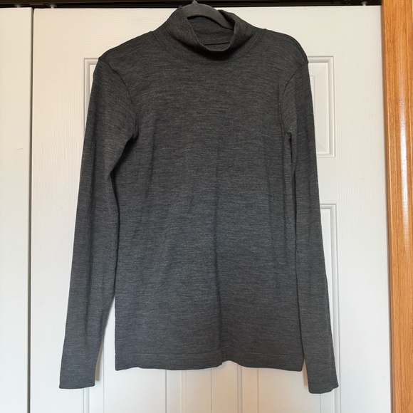 Athleta Foresthill Ascent Heather Charcoal Gray Turtleneck Top - Picture 2 of 6